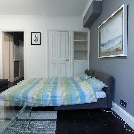 Walk To Notting Hill /Paddington 1 B/R With Patio Apartman London Kültér fotó