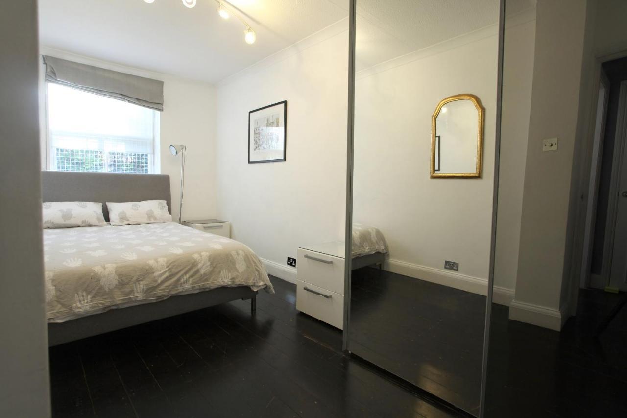 Walk To Notting Hill /Paddington 1 B/R With Patio Apartman London Kültér fotó