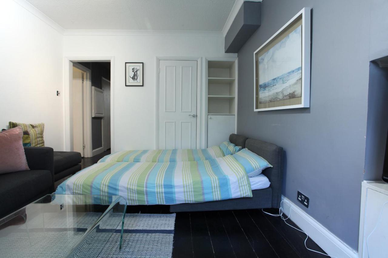 Walk To Notting Hill /Paddington 1 B/R With Patio Apartman London Kültér fotó