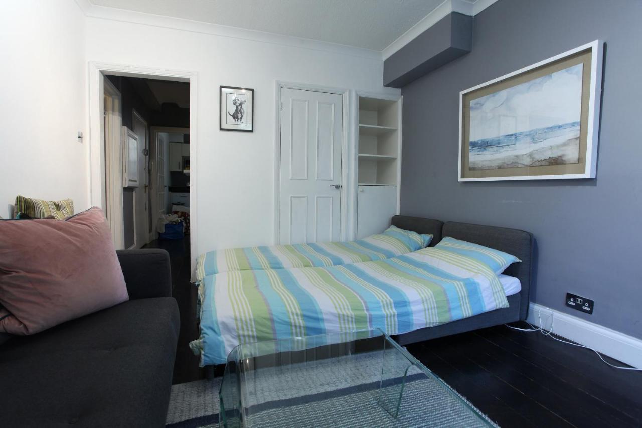 Walk To Notting Hill /Paddington 1 B/R With Patio Apartman London Kültér fotó